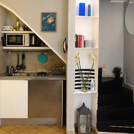 Apartment Via Giulia Rome