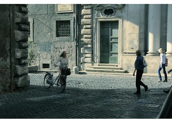 Via Giulia Roma